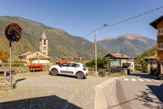 La Rondinella 2 bedr apt 10 min from Bernina Exp - 1