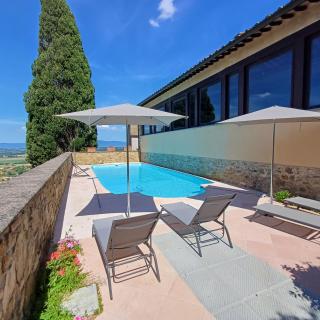 TUSCANFLAT Castle - 1