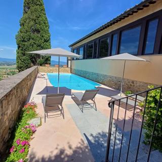 TUSCANFLAT Castle - 2