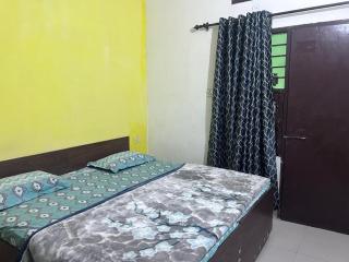 Delight Inn Guest House & PG - 3