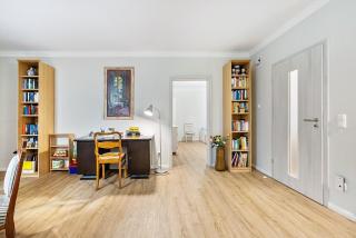 Apartment On The Upper Floor - 2