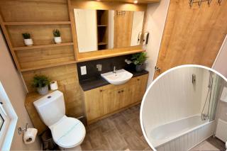 Meadows 33 Hot tub - Southview Holiday Park - 6