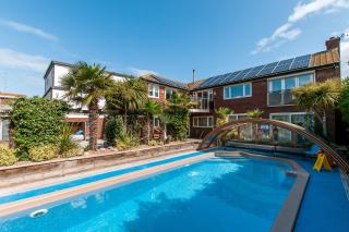 Botany Bay Beach House - Stunning Sea Views - 0