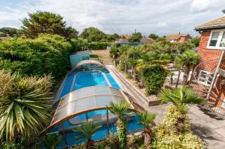 Botany Bay Beach House - Stunning Sea Views - 7