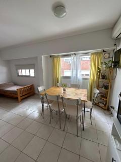 Monoambiente cercano al monumento - 8