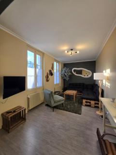 Maison centrale Hautvillers Berceau du Champagne - 0