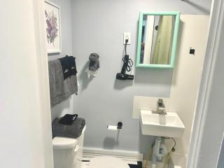 The Salt Soul Suite Cozy Apt 5 - 7