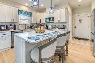 Hot Tub and Fire Pit Home Near Dtwn Little River! - 6