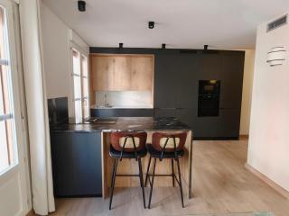 La Modernidad del Casco by Alogest - Saragoça - 8