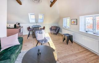 2 Bedroom Cozy Apartment In Svaneke - 6