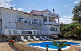 Gorgeous Apartment In Rab With Swimming Pool - Barbat na Rabu - 0