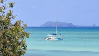 Picturesque Seafront Duplex - Seaview & Beach Access - 4