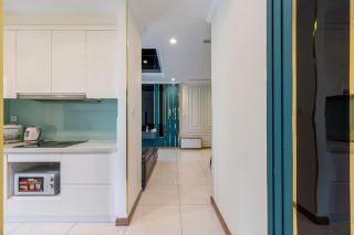 Urban Elite Landmark Suites - 4