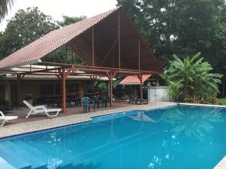 CASA QUEPOS- Private House & Farm For 8-31 Guests - 0