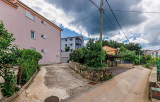 Beautiful Apartment In Dobrinja - 4