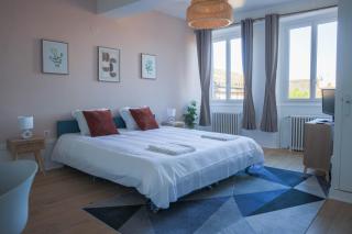 Les Haussmanniens - 1