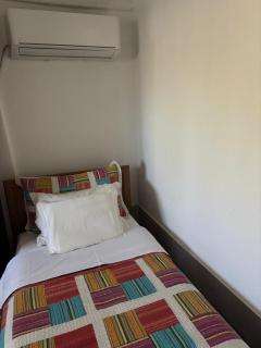 Garden One Bedroom Apartment - 8