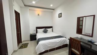 Xuân Hồng Hotel - 7