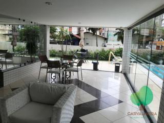 Maravilhoso Flat de 2 Dormitórios a 40 m da praia - 2