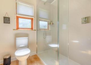 Ford Farm Lodges - 9