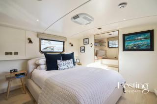 The Pemberley - Luxury 2 Bed Houseboat - 9