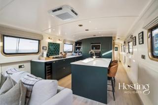The Pemberley - Luxury 2 Bed Houseboat - 8