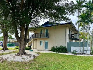 PalmettoBay #3, 2 Bedroom4 Twin BedsPark 2 Cars - 7