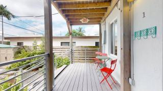 Charming 22 Villa in Little Havana, Free Parking - 1