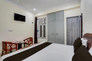 Hotel O Jagdamba Homestay Hotel & Guest House - 3