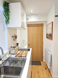 Inverness City Centre Studio Flat - 3