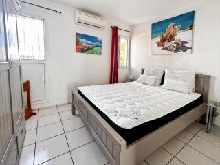 T2 Lumineux avec terrasse - Saint-François Marina - 2