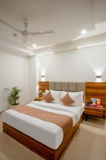 Hotel Travana Stay at Pitampura - 9