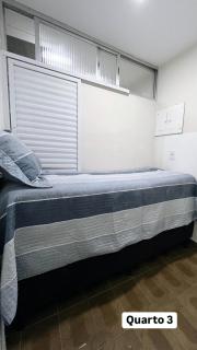 APARTAMENTO 93 Guarujá Pitangueiras Pé na Areia Vista para o Mar 9º Andar - 1