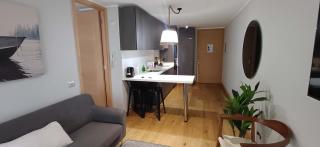 HOM I Piscina Parking a pocos minutos del centro - 6