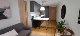 HOM I Piscina Parking a pocos minutos del centro - 4