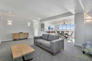QV Stays Elegant City Apartment on the Square - 0