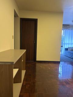 Apartamento 2 quartos, 5 pessoas, garagem, portaria e Wi-Fi - 6