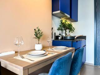 Near BTS l Fully Furnished l Pool and Gym l Sontana - 7