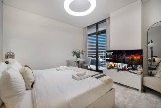 StayMada - Peninsula Luxury Apartment with Balcony - 1