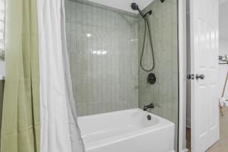 Mirror Pond Cabins - 4