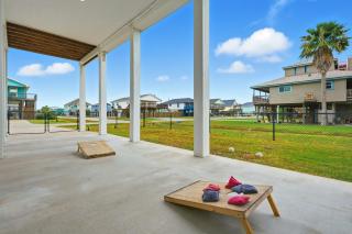 Walk to Beach with Deck, Patio, Fenced Yard - 5