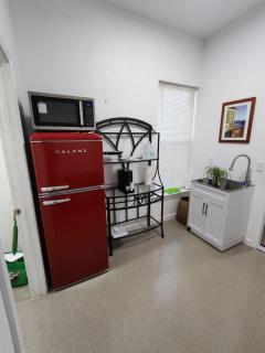1br 1ba Duplex on 29th - 4