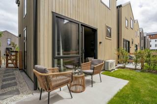 The Luxe Nook, 2 Bedroom Townhouse - 9