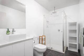 Stylish City Edge Home with Balcony and Parking - 5