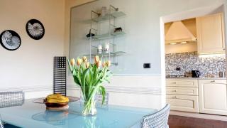 Elegant 2 Bedroom Apartment in the heart of Lucca - 3