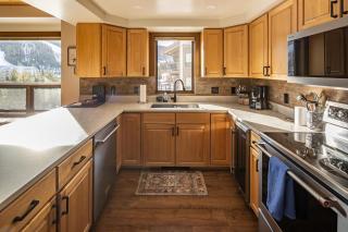 Beaverhead Condo - 105 Beaverhead #301 - 3