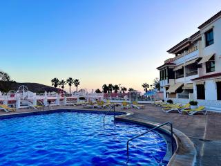 Los Cristianos 1 Bed Apartment - 9