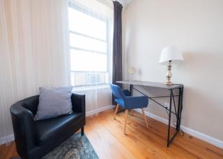 3BR apt two blocks to Central Park elevator, laundry, virtual doorman - 4