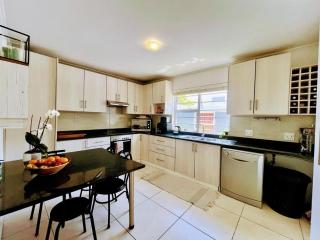 Grey Pearl at Strand - 7