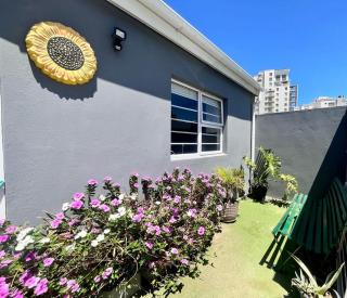 Grey Pearl at Strand - 2